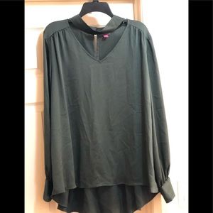 Dark Green Vince Camuto Keyhole Blouse